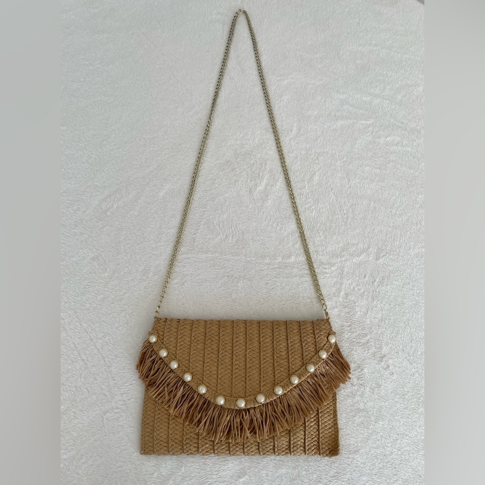 Sol and Mer Paper Straw Faux Pearl Convertible Envelope Clutch With Chain - Picture 8 of 17